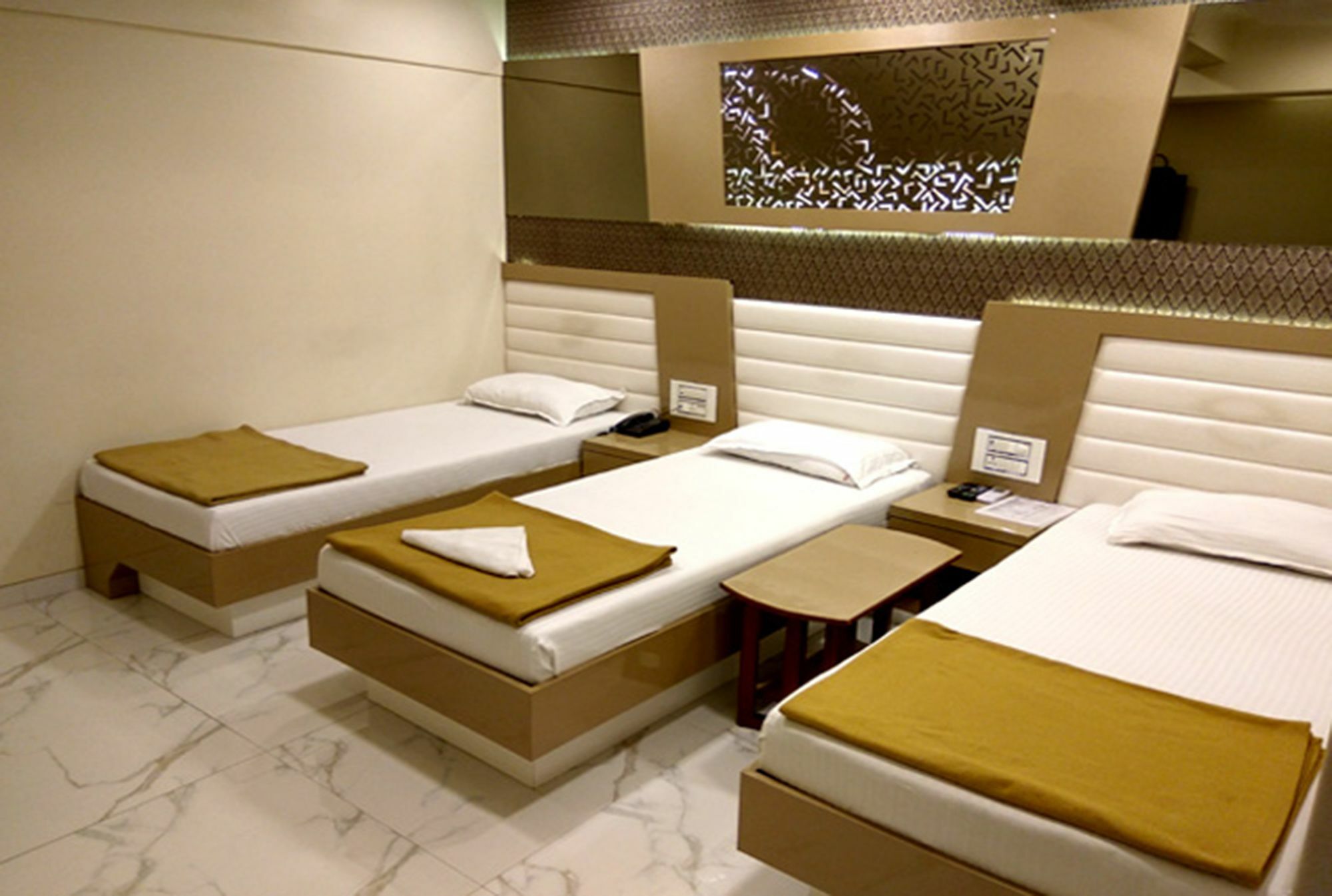 Oyo 28893 Hotel Gulf Mumbai Ngoại thất bức ảnh